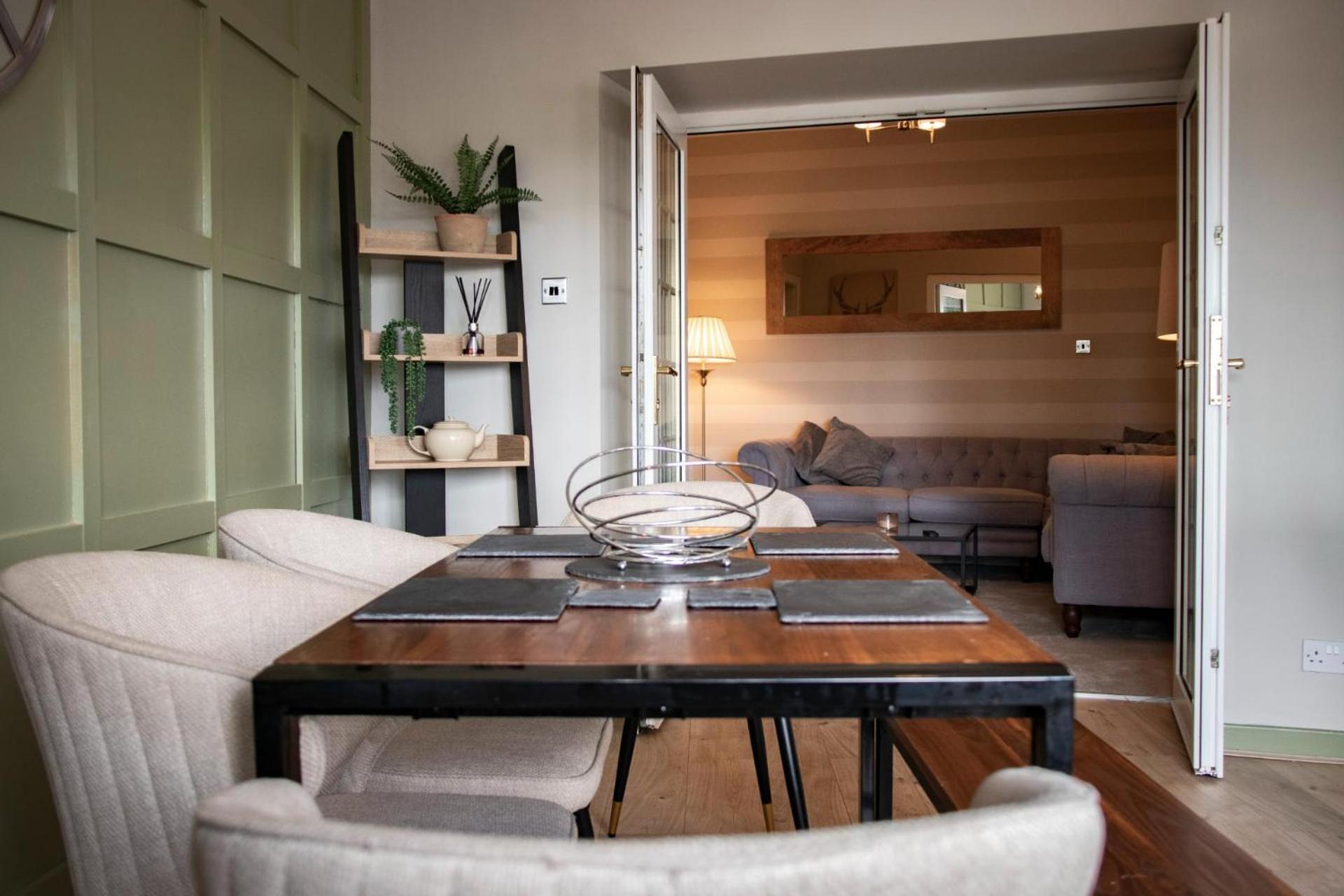 The Loans Inn Трун Экстерьер фото