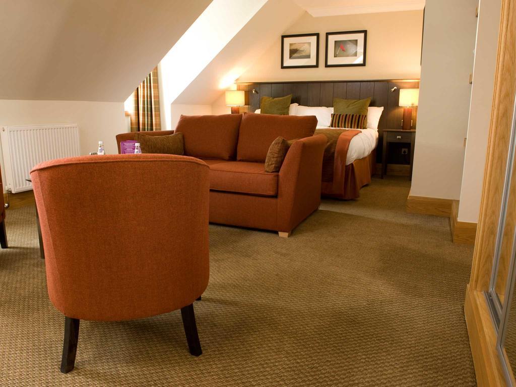 The Loans Inn Трун Экстерьер фото