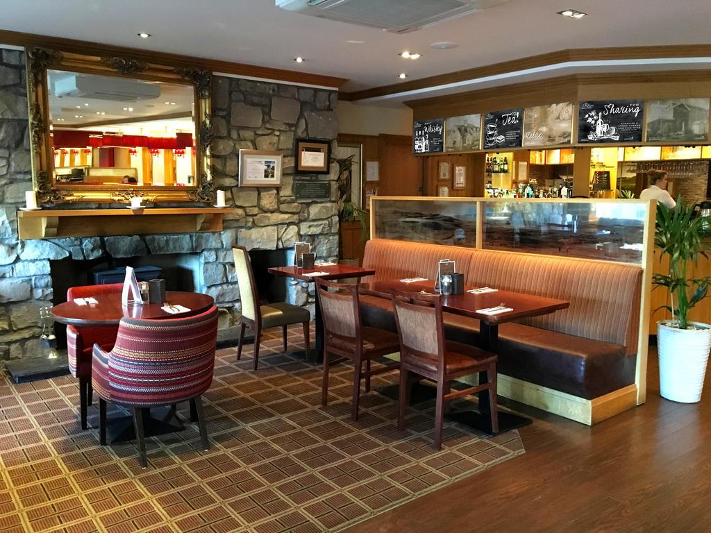 The Loans Inn Трун Экстерьер фото
