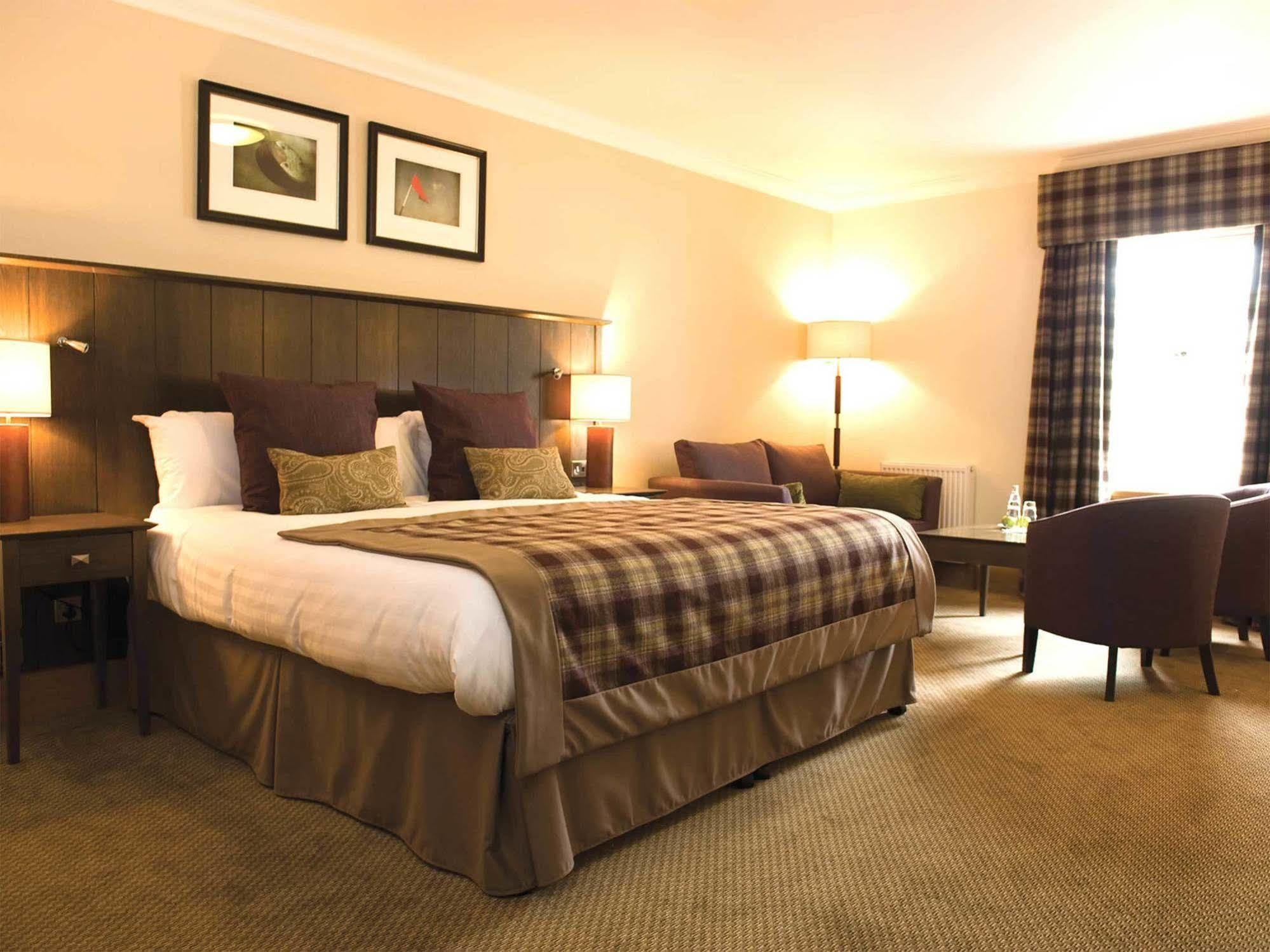 The Loans Inn Трун Экстерьер фото